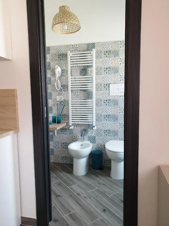 ** Konukevi Dimentica Il Cervello Otel Palermo İtalya